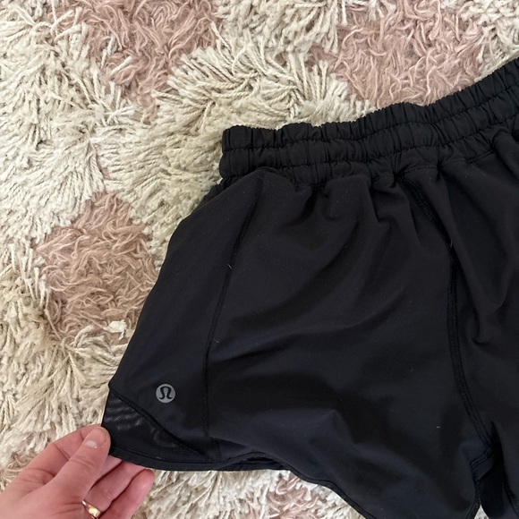 lululemon athletica Black Athletic Hotty Hot Run Shorts   🍋 - Picture 6 of 6